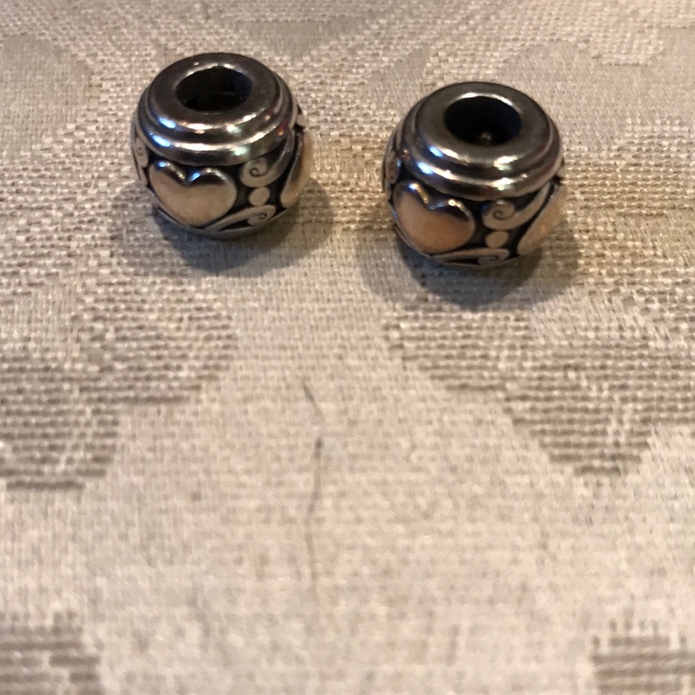 Spacer beads